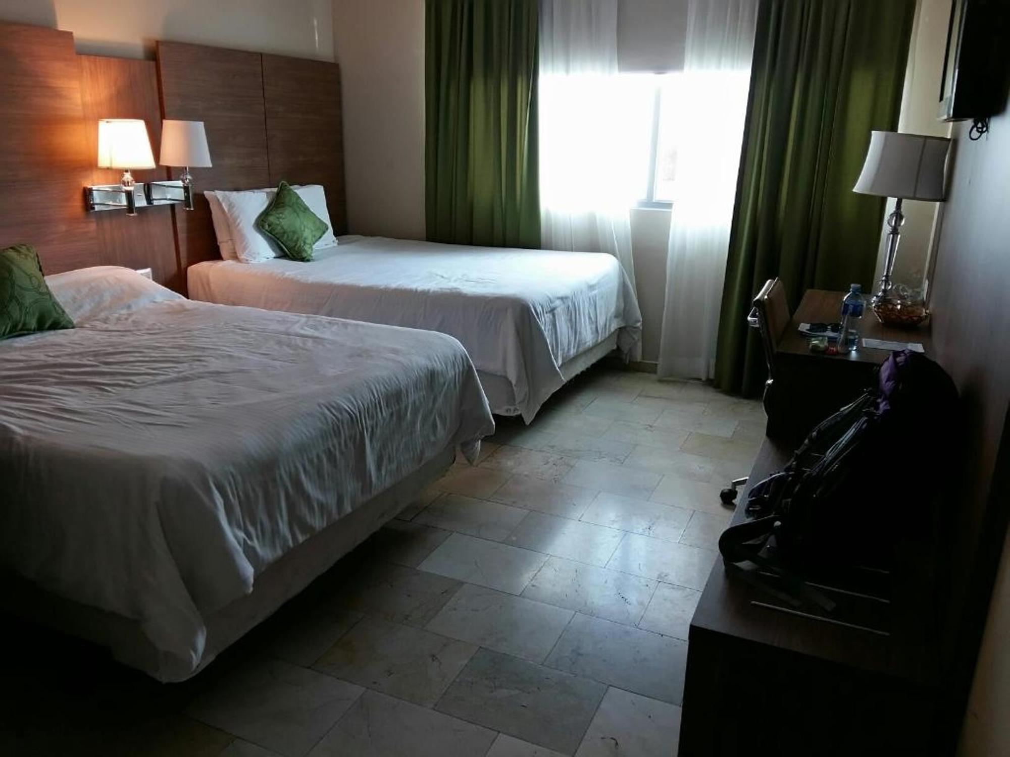 Wyndham Garden Panama City Exteriör bild
